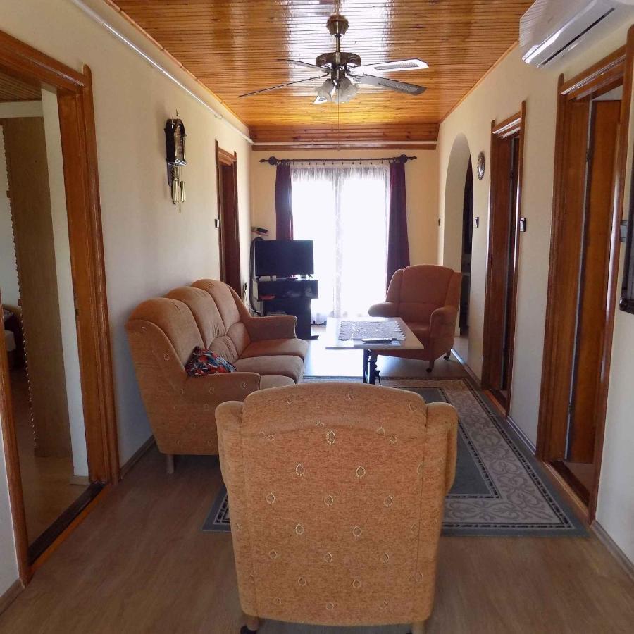 Three-Bedroom Apartment In Gyenesdias I Exterior photo