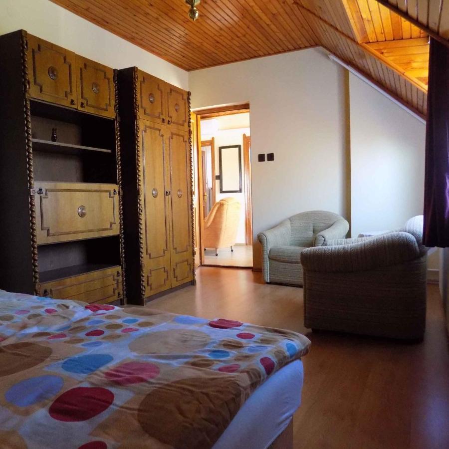 Three-Bedroom Apartment In Gyenesdias I Exterior photo