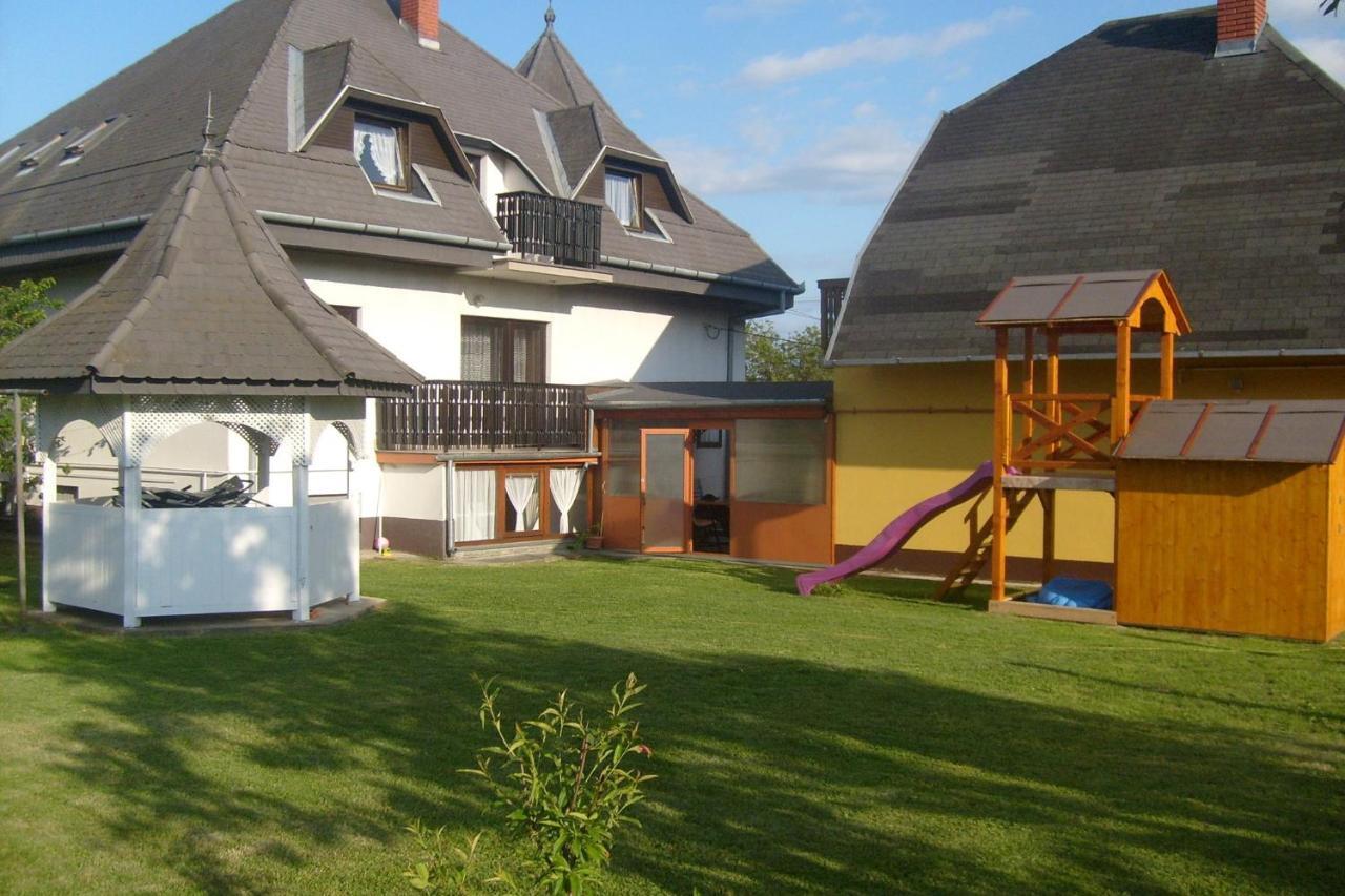 Three-Bedroom Apartment In Gyenesdias I Exterior photo